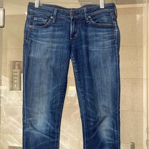 Citizens of Humanity, straight leg, low rise sz 26, good condi